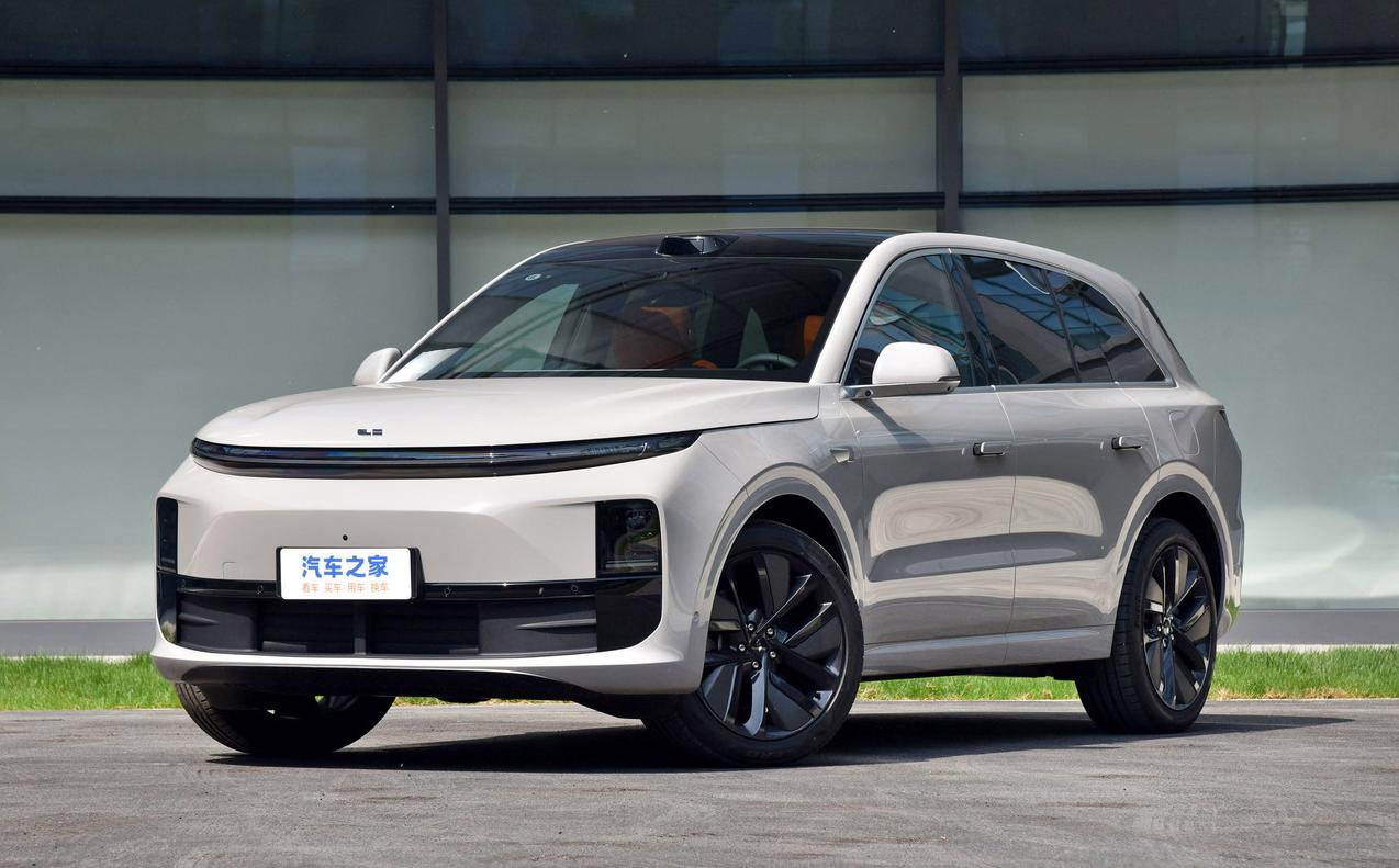 Recently, the 100,000th Li L6 officially rolled off the assembly line. 