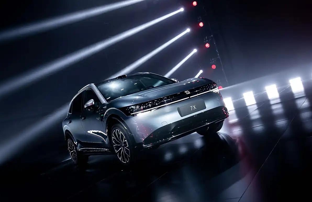 Zeekr's first family SUV —— 7X