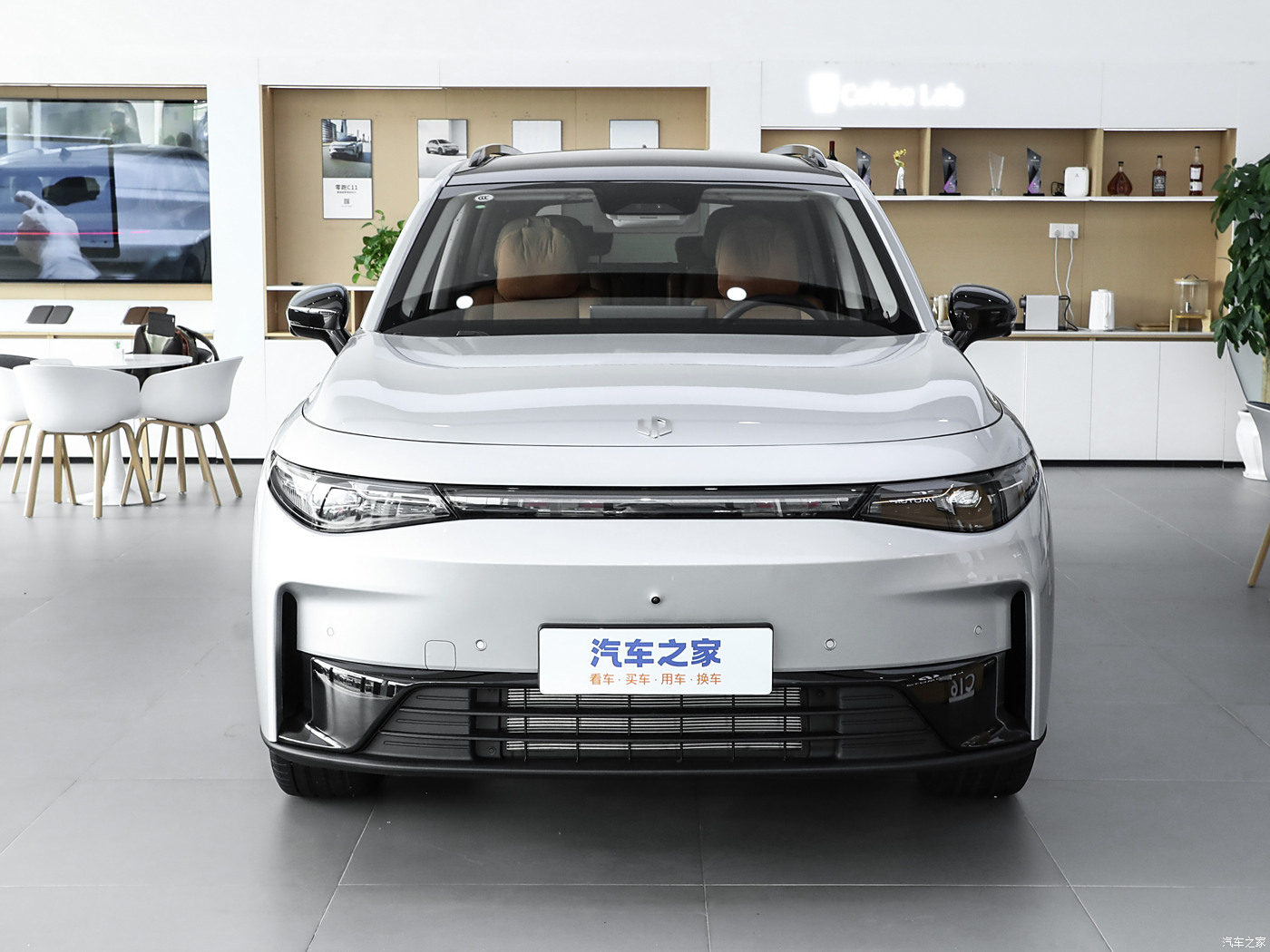 Leapmotor C16